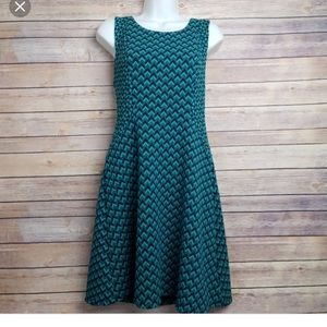 Green chevron pattern dress